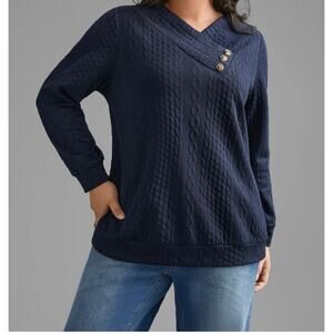 Bloomchic Overlap Textured Button Detail Sweatshirt Navy Blue Size 26 Casual